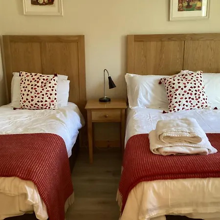 Retreats Abbys بيت للعطل راوندستون